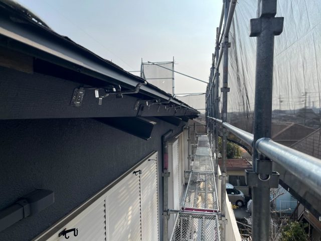 加古川市の雨樋交換に伴う金物新設